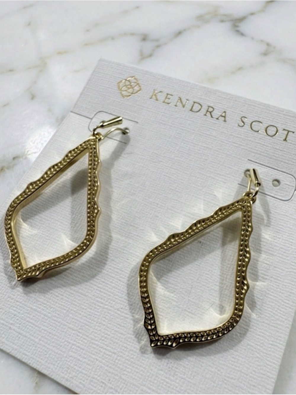 Kendra Scott Sophia Drop
Earrings